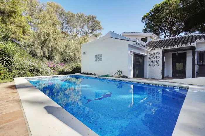 Villa for sale in Calahonda, Mijas Costa